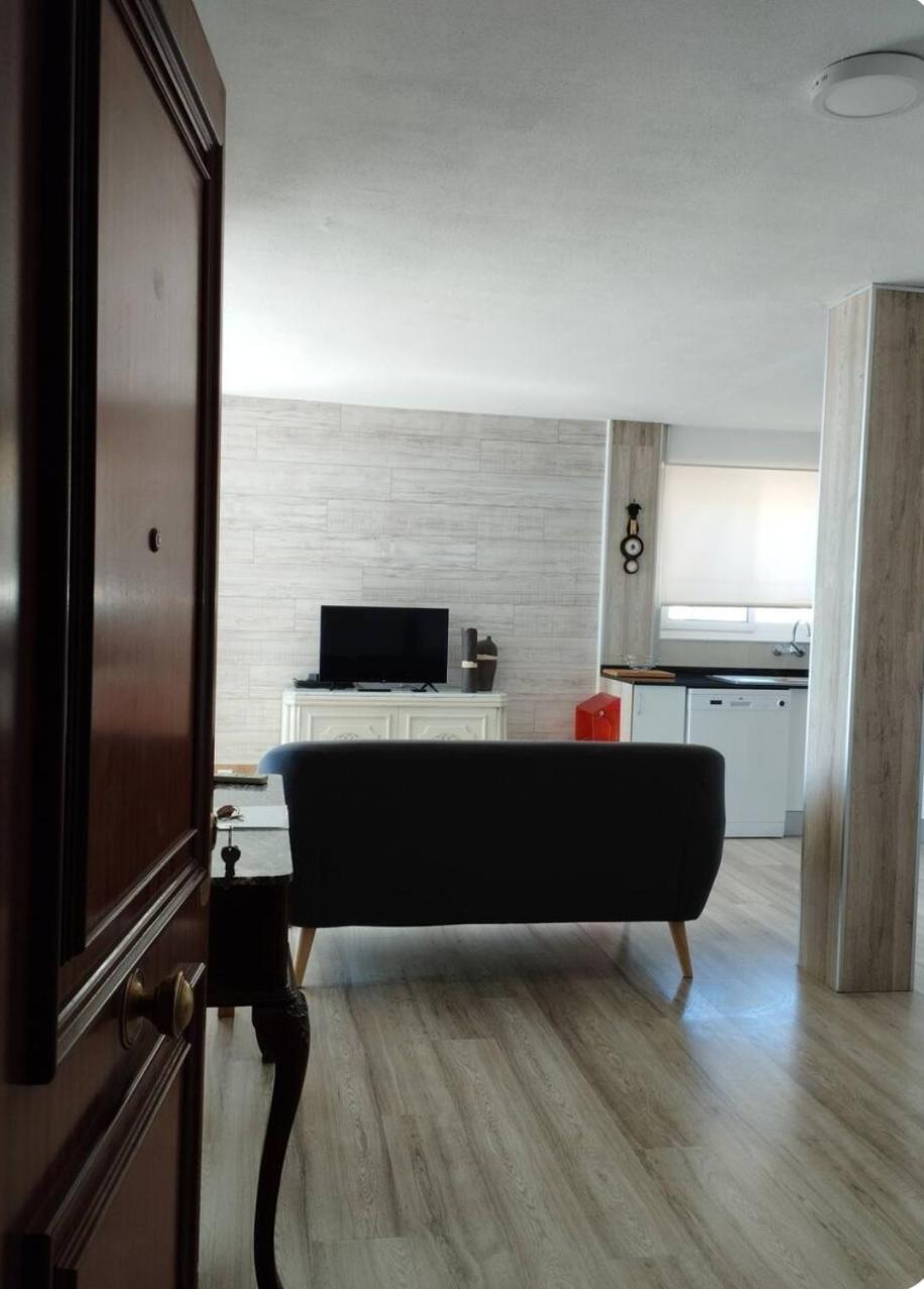 Grandpa Beach House Аликанте Екстериор снимка
