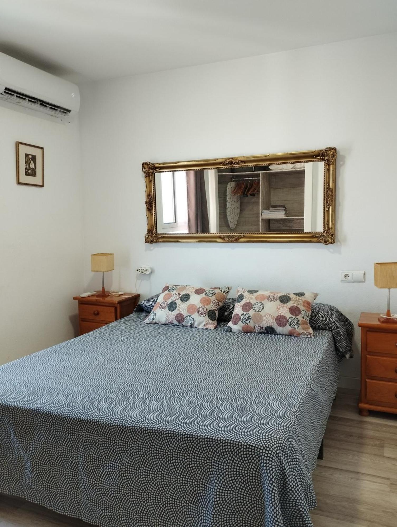 Grandpa Beach House Аликанте Екстериор снимка