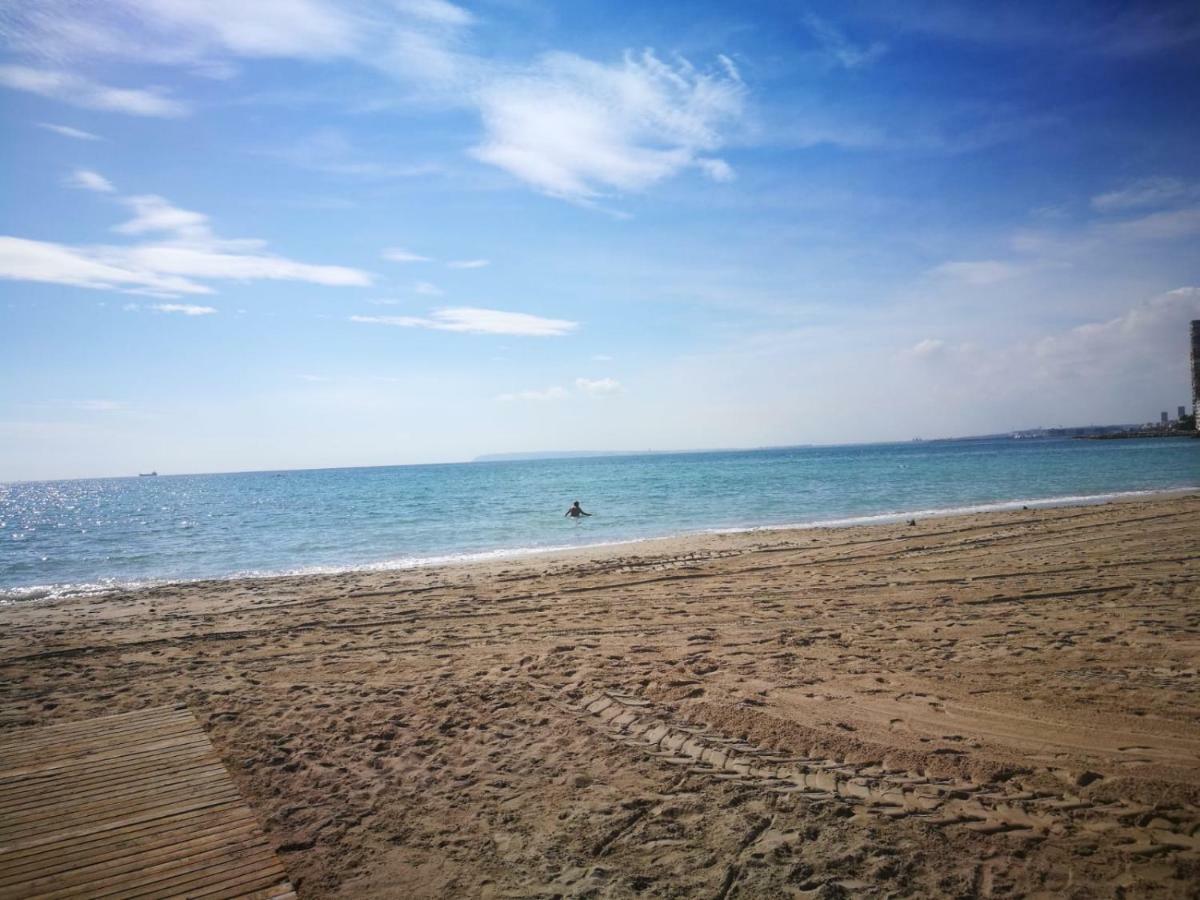 Grandpa Beach House Аликанте Екстериор снимка
